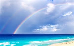 海から虹